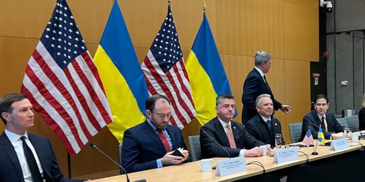 Rusia lanzó un ataque masivo con drones y misiles contra infraestructuras energéticas de Ucrania: al menos seis muertos