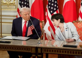 La primera ministra de Japón dijo que Trump la llamó en medio de las persistentes tensiones con China
