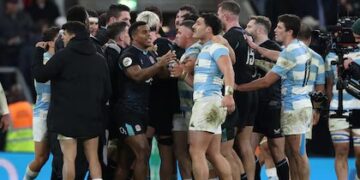 El escándalo de Los Pumas con una figura de Inglaterra tras la grave lesión que sufrió Juan Cruz Mallía y la agresión a Contepomi
