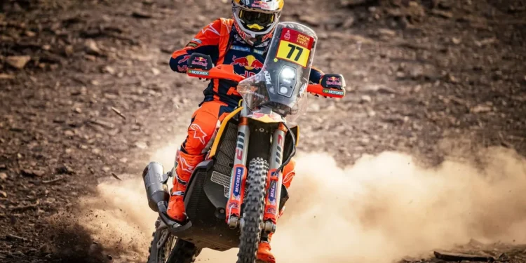 El argentino Luciano Benavides ganó su tercera etapa en motos y lidera el Rally Dakar