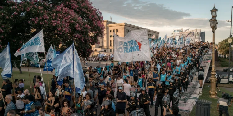 Emergencia Ígnea: para la oposición es una estrategia de LLA para conseguir votos y sacar la Reforma Laboral