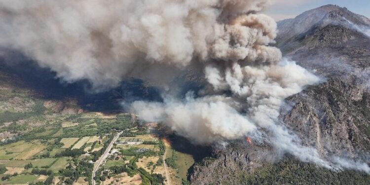 Incendios en Chubut: «Ya no queda una montaña con verde natural»