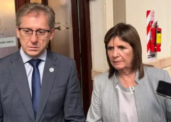 Quienes son «Los 44» de Bullrich en el Senado para sacar la Reforma Laboral