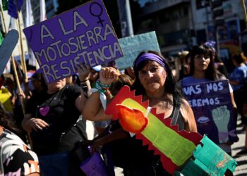 8M: el movimiento feminista moviliza mañana contra “las reformas esclavistas de Milei y el FMI”