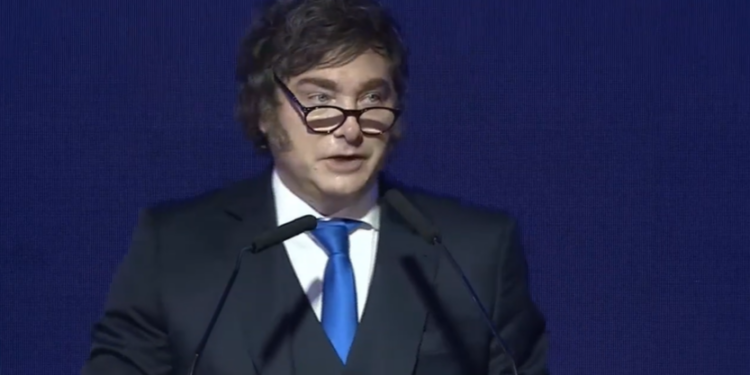 Milei: «Cada vez que desregulamos y bajamos la inflación, devolvemos propiedad privada»