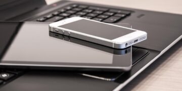 La industria, en crisis: los equipos electrónicos cayeron un 64,3% interanualmente