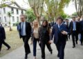 Los hermanos Milei se mostraron con Adorni y lo respaldaron en medio del avance judicial