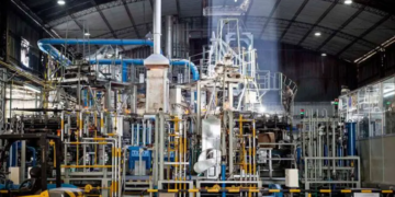 La histórica marca de termos Lumilagro cerró su producción local para importar exclusivamente a China