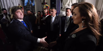Villarruel, con vuelo propio: la vice desafía a los Milei y no descarta aparecer en una boleta