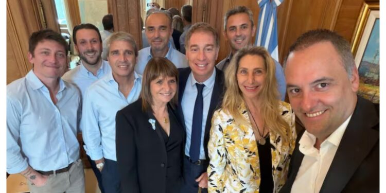 Sin leyes, con escándalos y proyectos trabados: el Congreso se le desordena  al Gobierno