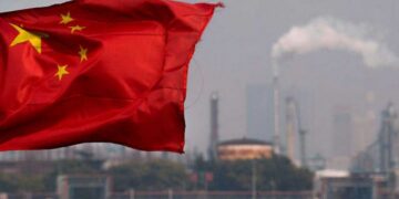 Para garantizar el suministro interno, China prohíbe las exportaciones de combustibles