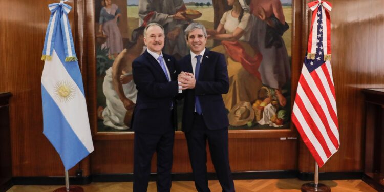 Javier Milei recibió en Olivos al embajador Peter Lamelas en medio del conflicto entre Estados Unidos e Irán
