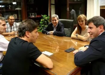 El desgaste libertario acelera el diálogo entre las partes del rompecabezas peronista