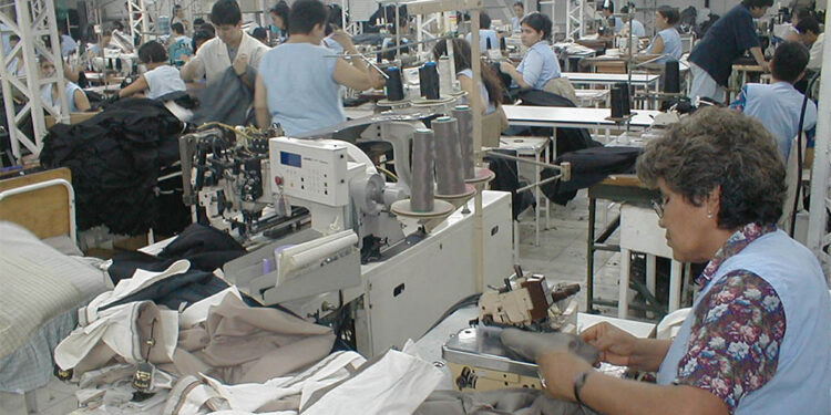 La industria textil tocó su peor registro en 10 años y más de 20.000 empleos destruidos