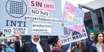 Achicar no siempre es eficiente: el debate que abre la «motosierra» de Milei