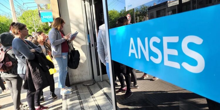 Jubilaciones de Anses: quiénes cobran la última semana de abril