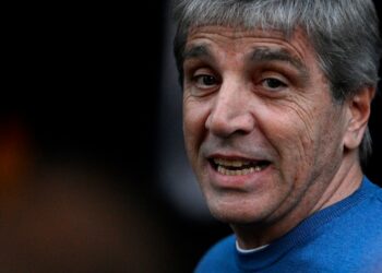 Caputo indujo y justificó a los funcionarios que tomaron créditos hipotecarios