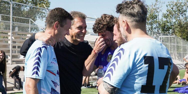 Sin Axel ni Máximo, Massa reapareció en un picadito de fútbol y desató especulaciones