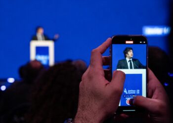 Tras la derrota de Orbán y antes de viajar a Israel, Milei cerrará la cumbre de AmCham