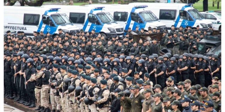 Fuerzas de seguridad marcharon en reclamo por sus salarios