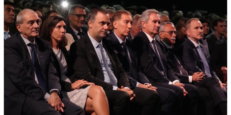 Adorni sumó respaldo en AmCham y LLA se prepara para el 29-A