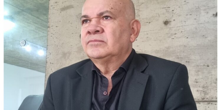 Leiva sobre Villarruel candidata: «Es un invento de la derecha que no representa la soberanía»