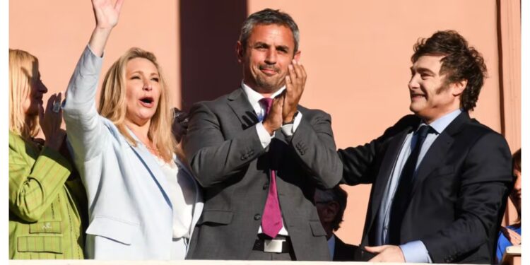 Milei envió dos reformas al Senado para correr del foco sobre Adorni pero pateó dos hormigueros