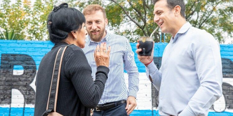 Los dos intendentes en la recorrida de las obras.