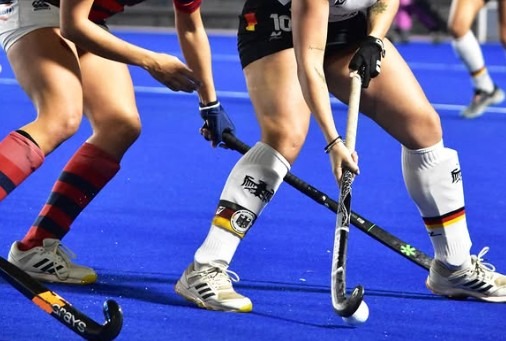 Imputaron a seis jugadoras de hockey por abuso sexual en «un bautismo» deportivo