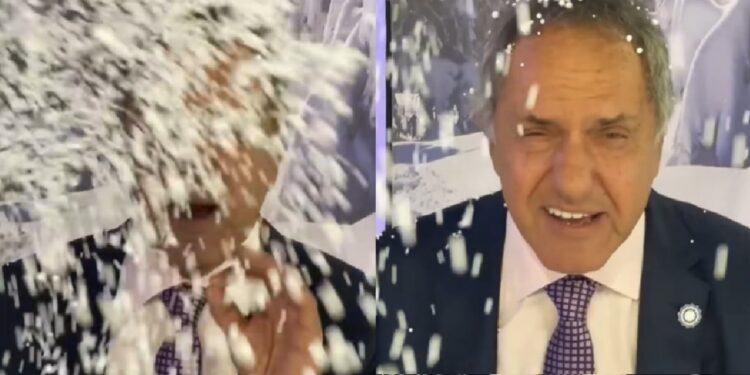 Nieve de telgopor, la metáfora perfecta para el país de Milei