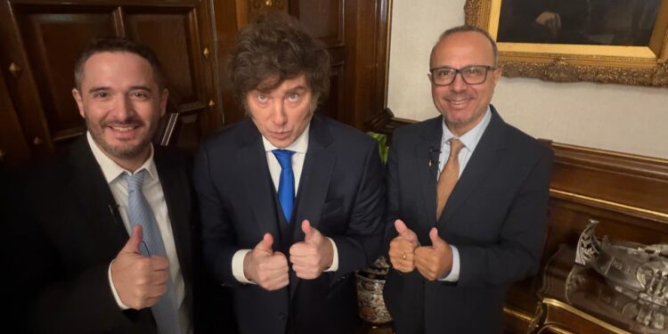 Milei defendió los créditos del Nación a funcionarios «¿Haber tomado ese crédito, mató gente?»