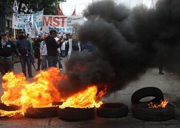 Los piquetes de la era Milei: regresa el malestar social a las rutas, una mala noticia para Pettovello
