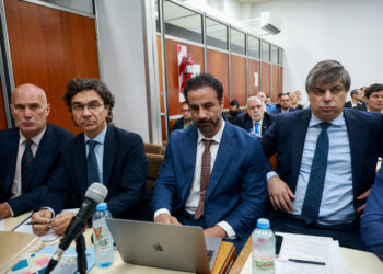 Con una tesis «holística» los fiscales buscan demostrar que «no hicieron nada para evitar que Maradona muriera»