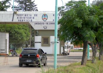 Presentaron un proyecto de ley para prohibir el uso de celulares en cárceles bonaerenses