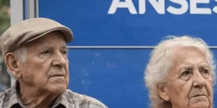 ANSES difundió el cronograma de mayo: quién cobra y cuándo