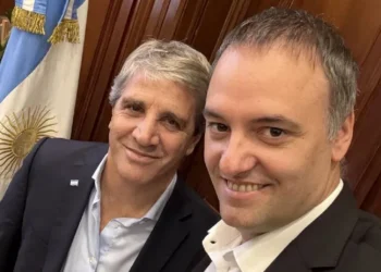 El despilfarro de gastos en Nucleoeléctrica les valió una denuncia penal a Adorni, Caputo y Reidel