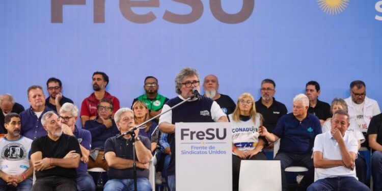 El FreSU sumó a un gremio clave del transporte y reclama medidas contra la reforma laboral