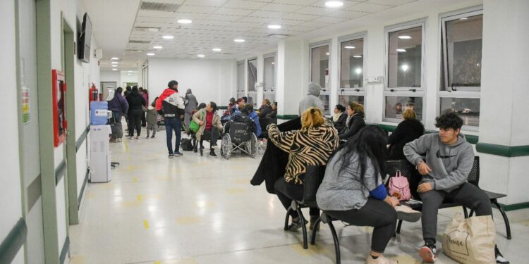 Más de 700.000 argentinos perdieron su cobertura de salud desde que asumió Milei