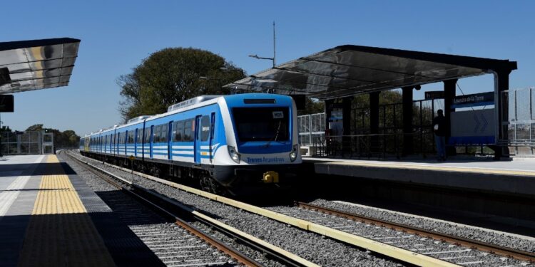 Nuevas subas en las tarifas de los colectivos y los trenes de hasta el 18% en el AMBA
