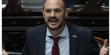 Del Uber a la casa de 300 mil dólares: denuncian por enriquecimiento a un diputado de LLA
