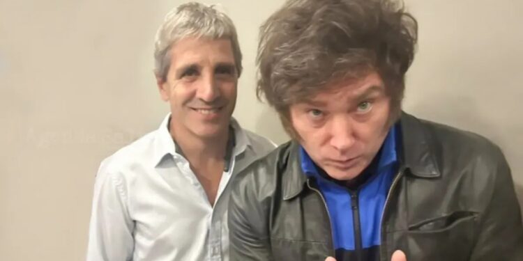 Cavallo advirtió sobre una “bomba cambiaria” en 2027 y Milei y Caputo explotaron