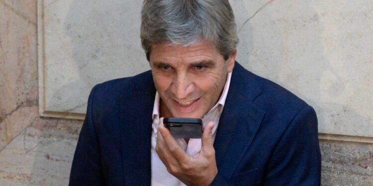 Tras entregarle Transener, Caputo podría darle AySA a Edison Energía