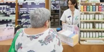 Menos remedios, más ganancias: el negocio farmacéutico en la Argentina de Milei