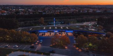 YPF inauguró su primera estación de servicio «Black»