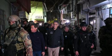 Jorge Macri desplegó un show represivo por las villas de la Ciudad