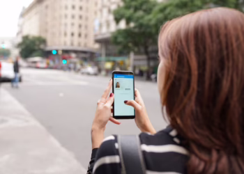El Gobierno porteño insiste en vigilar la ubicación de los empleados a través de sus teléfonos