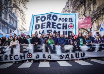 Una nueva marcha federal, ahora por el ajuste en la salud pública