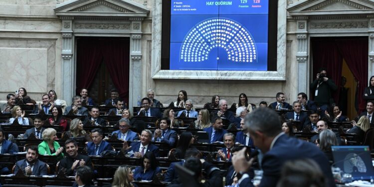 Arrancó Diputados: juró el reemplazante de Adrián Ravier con Bullrich presente