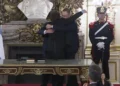 Con Adorni y gobernadores, Milei le tomó juramento a Santilli