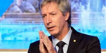Milei pasa la gorra en China: el Banco Central negocia la renovación del swap